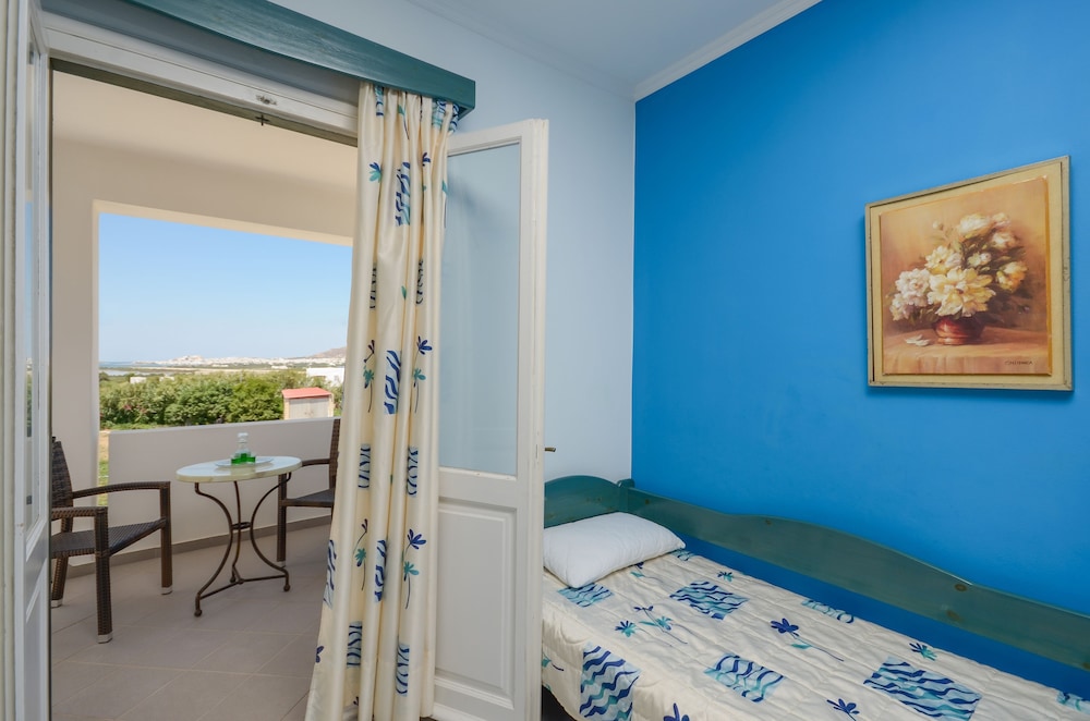 Agnanti Hotel 14/69