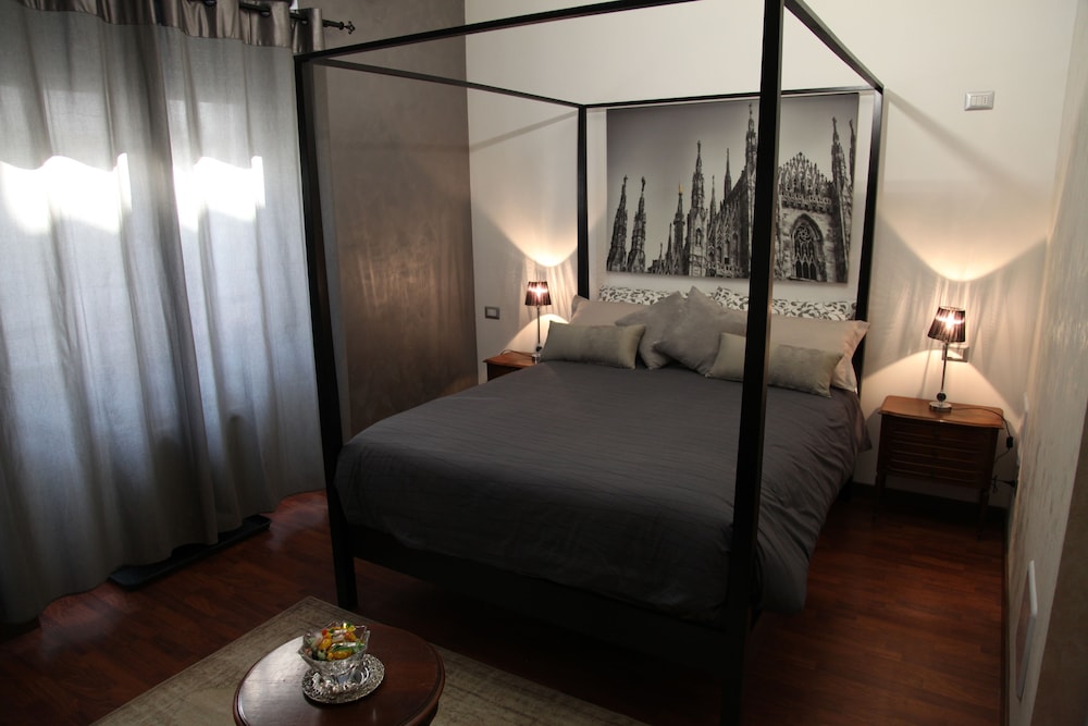 Atmos Luxe Navigli Hostel & Rooms 6/47