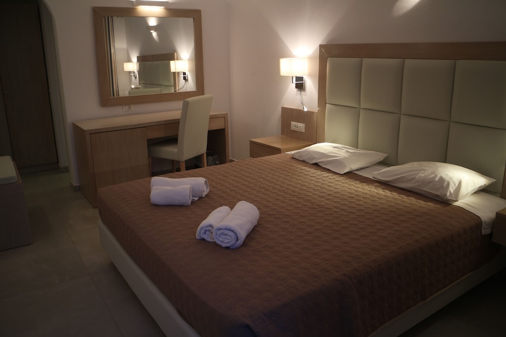 SUPERIOR, DOUBLE BED
