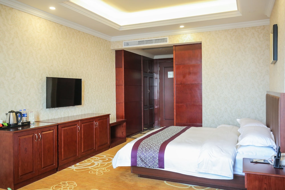 New Knight Royal Hotel Airport and International Resort 21/61