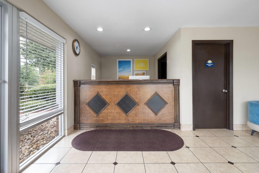 Days Inn by Wyndham Augusta Wheeler Road 2/55