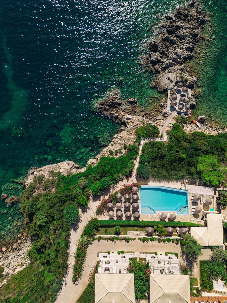 Costa Smeralda 36/46