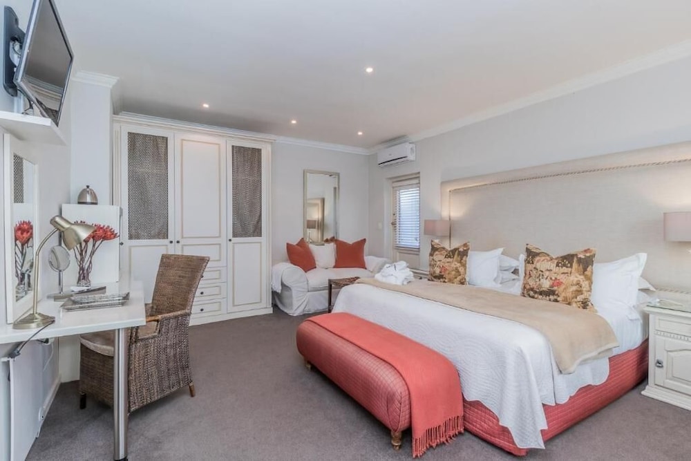 Garden, Deluxe, King Bed
