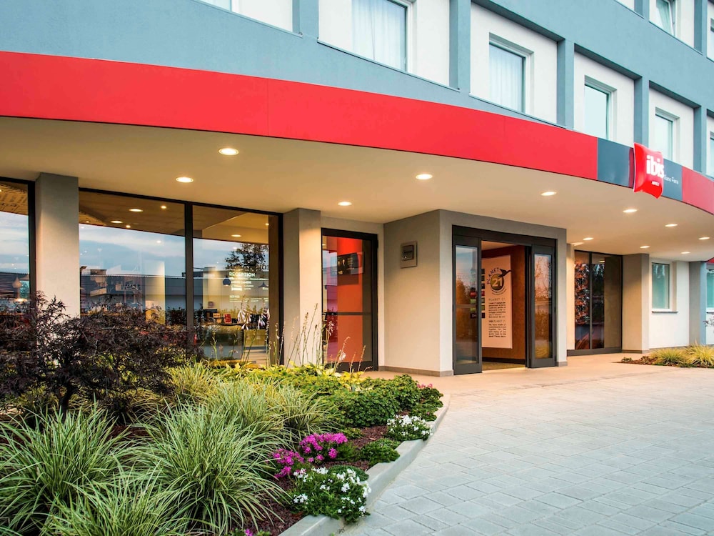 Ibis Milano Fiera 6/70