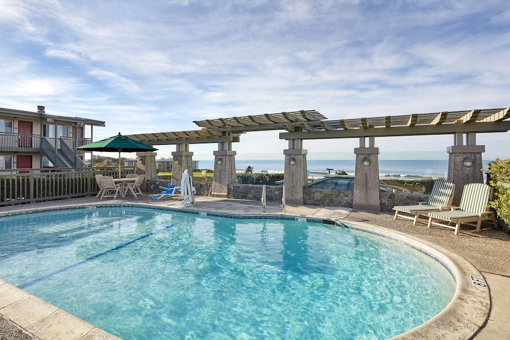 Cavalier Oceanfront Resort 1/67