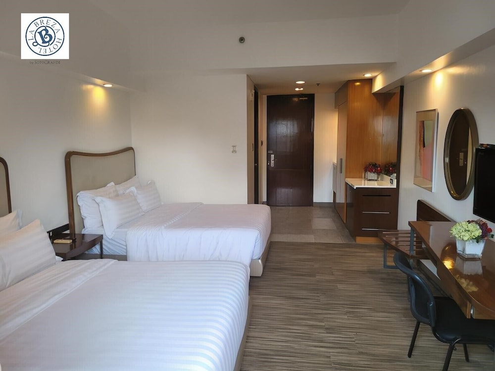 La Breza Hotel 15/57