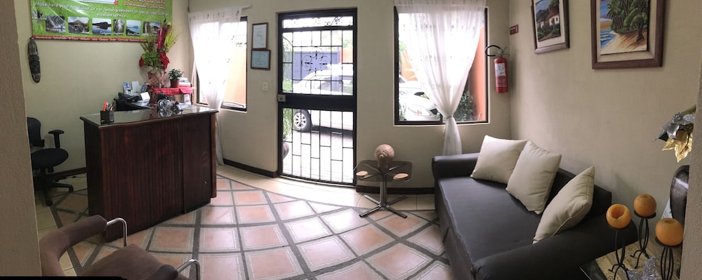 Hotel Santa Maria Inn 38/56