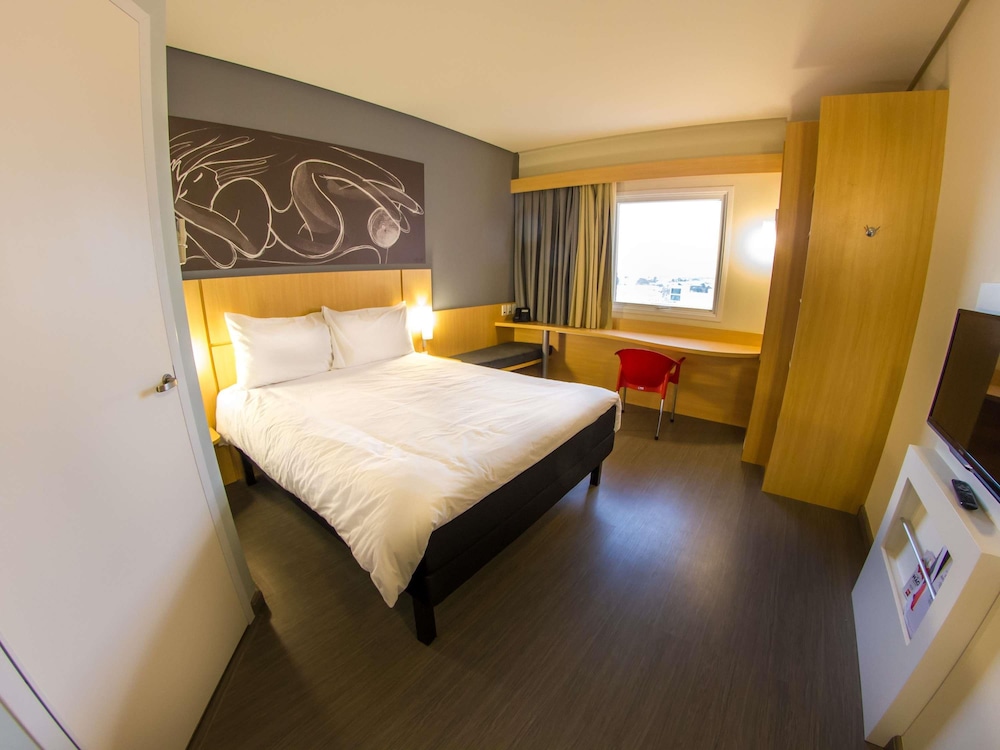 Ibis Imperatriz 26/70