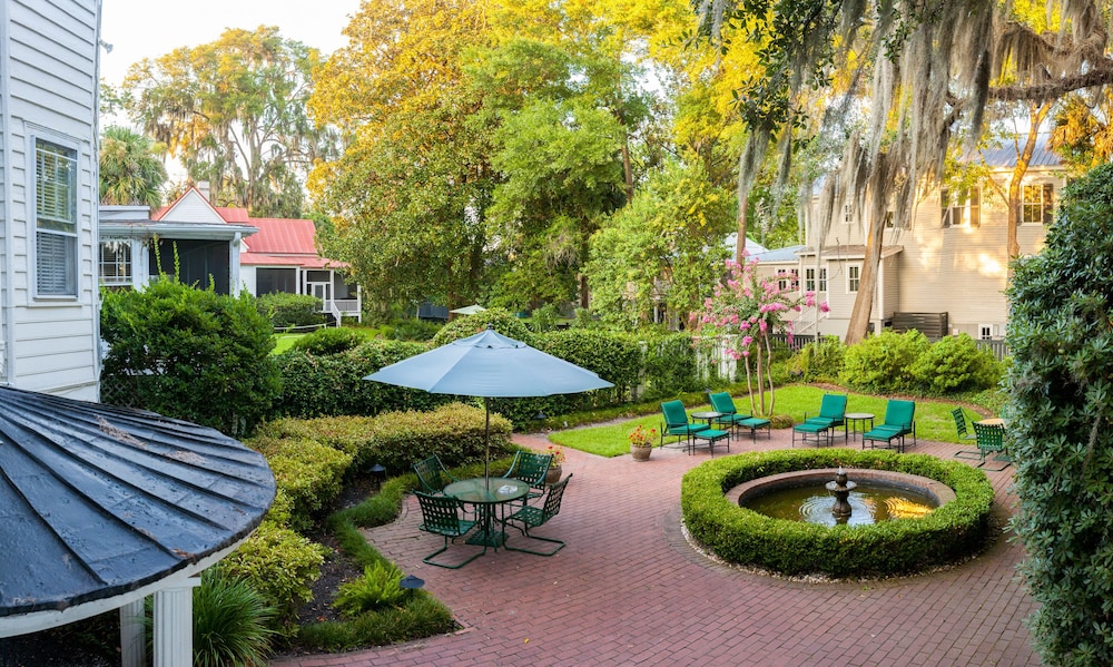 Rhett House Inn 43/50