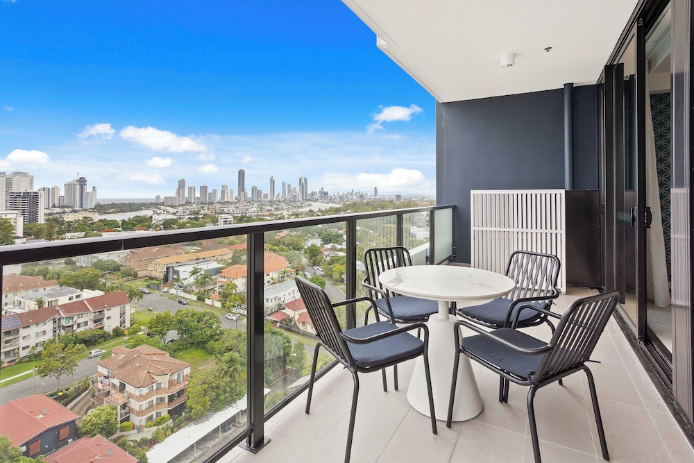 TRYP by Wyndham Southport Gold Coast 46/56