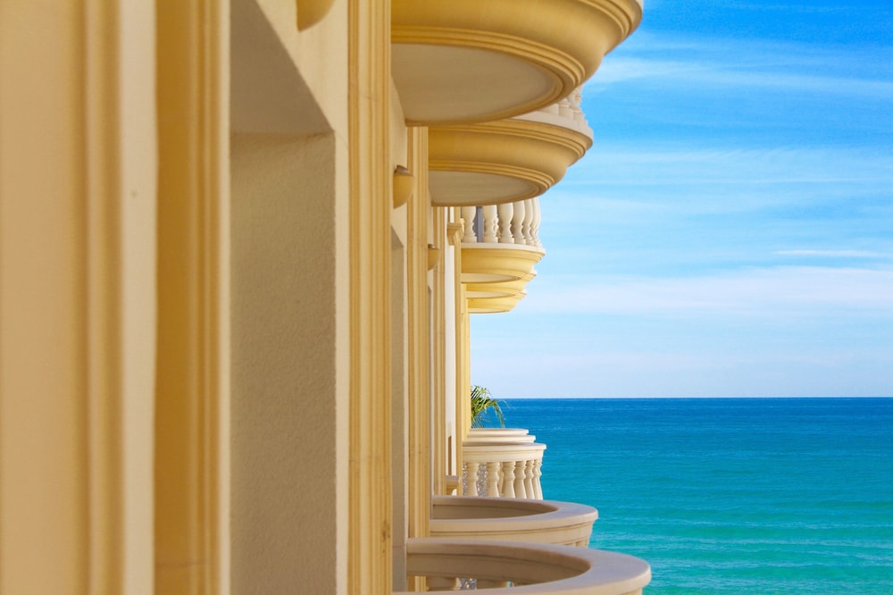 Urh Sitges Playa Hotel 24/69