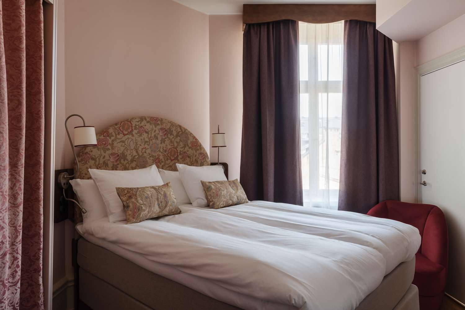 Standard, Double Bed