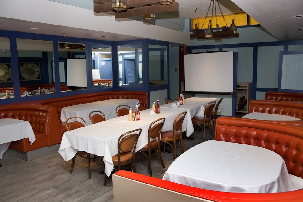 Keefer S Inn 14/24
