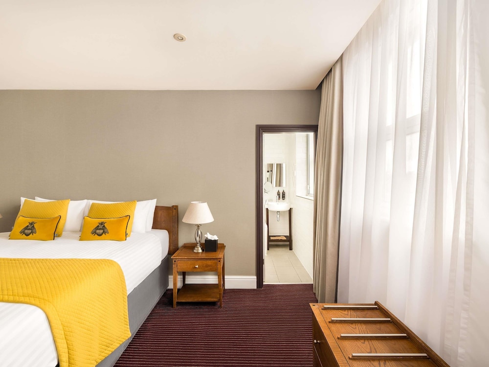 Mercure Doncaster Centre Danum Hotel 17/50