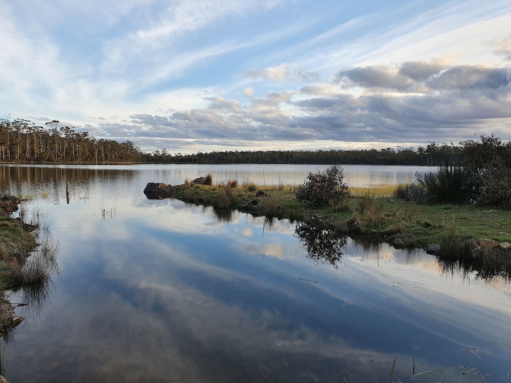 LAKE YALLEENA 29/33
