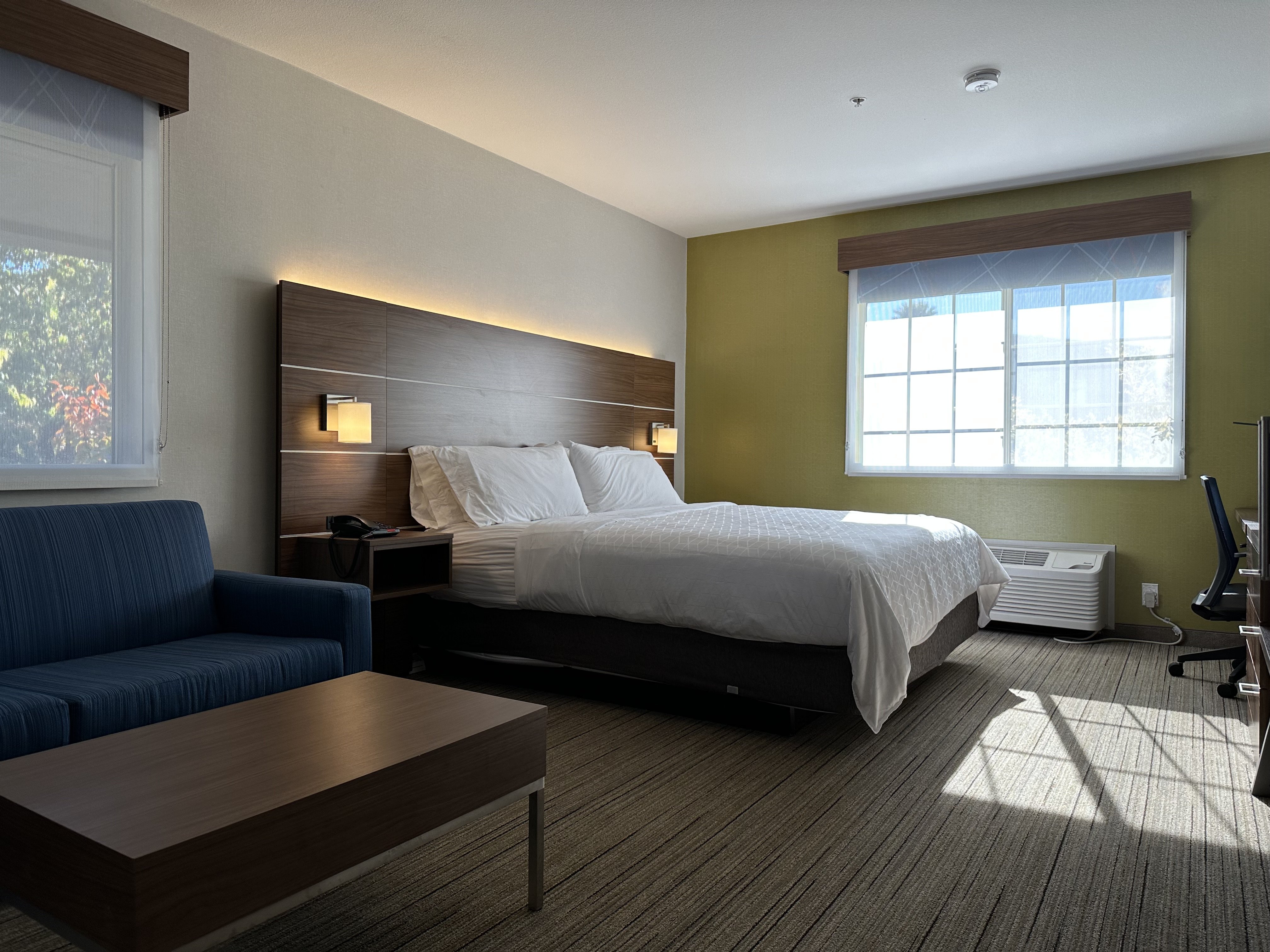 Hotel Fairchild 28/63
