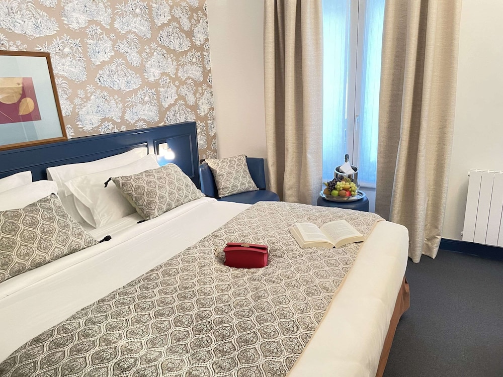Hotel Pergolese - Paris Champs Elysees 26/70