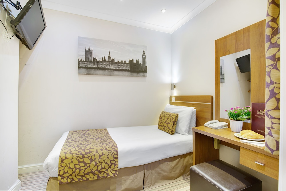 Queens Park Hotel 28/60