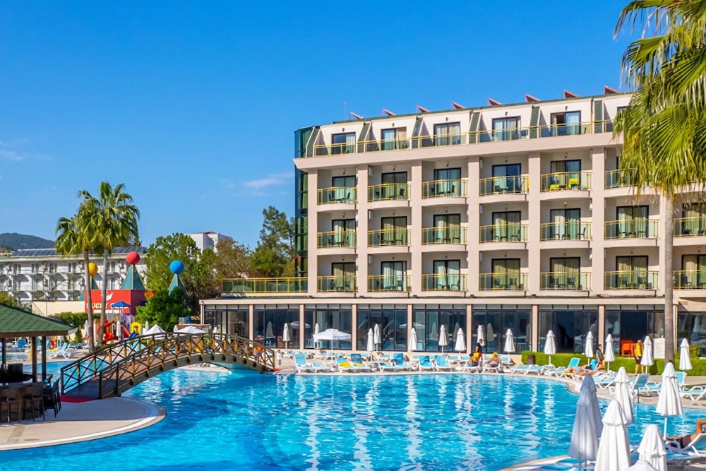 Eldar Resort Hotel 4/77