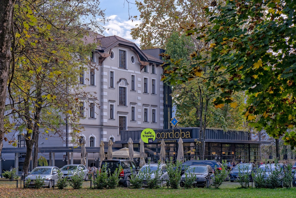 HERITAGE HOTEL KRONE 5/77
