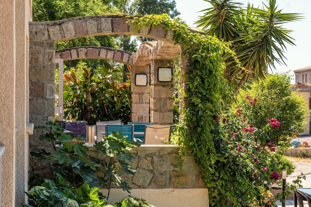 Hôtel Hibiscus 18/27