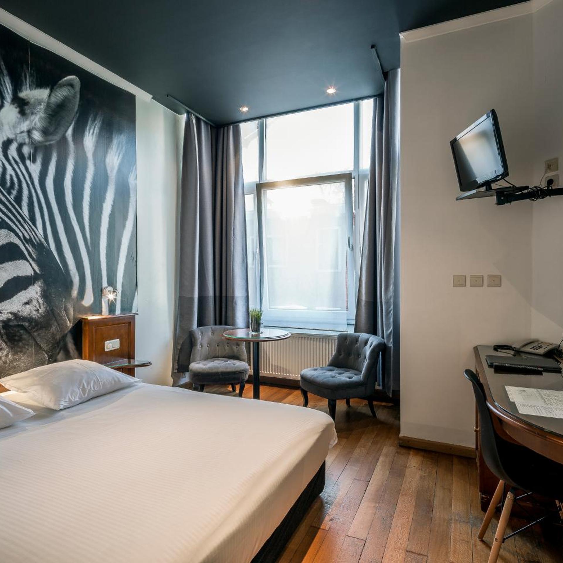 Hotel Le Cygne D' Argent 16/40