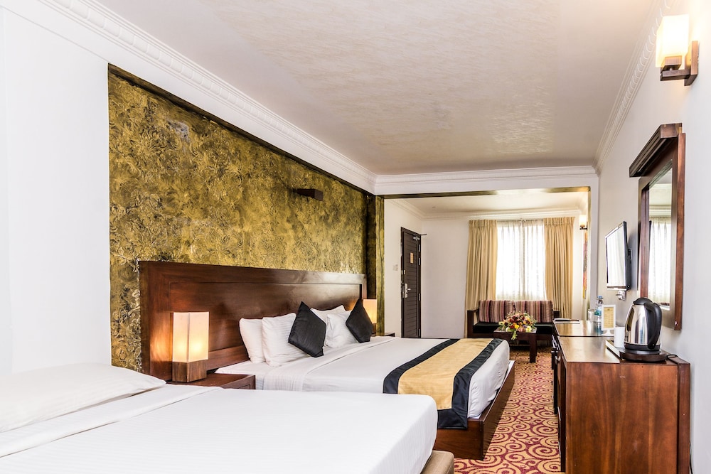 Ceylon City Hotel Colombo 9/39