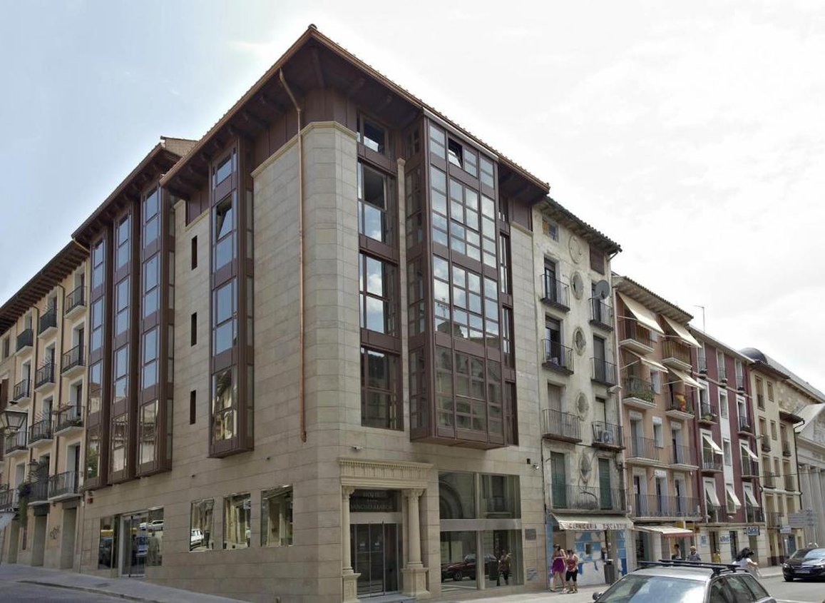 Hotel Sancho Abarca 2/44