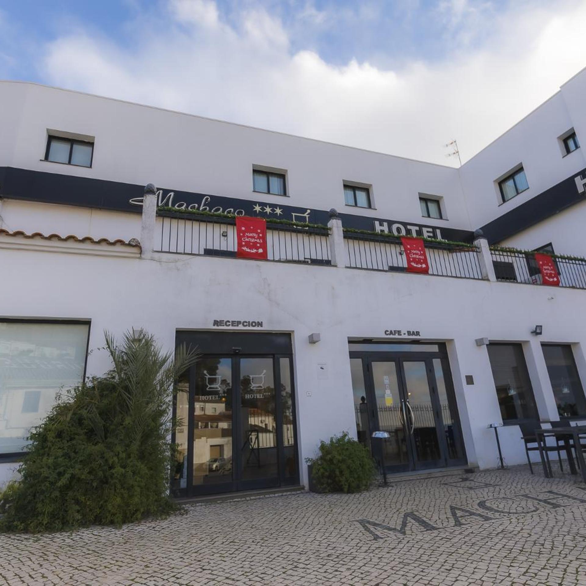 Hotel Machaco 1/50