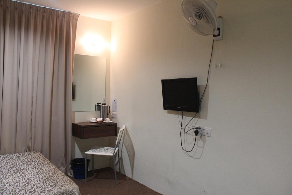 Grand Inn 37/50
