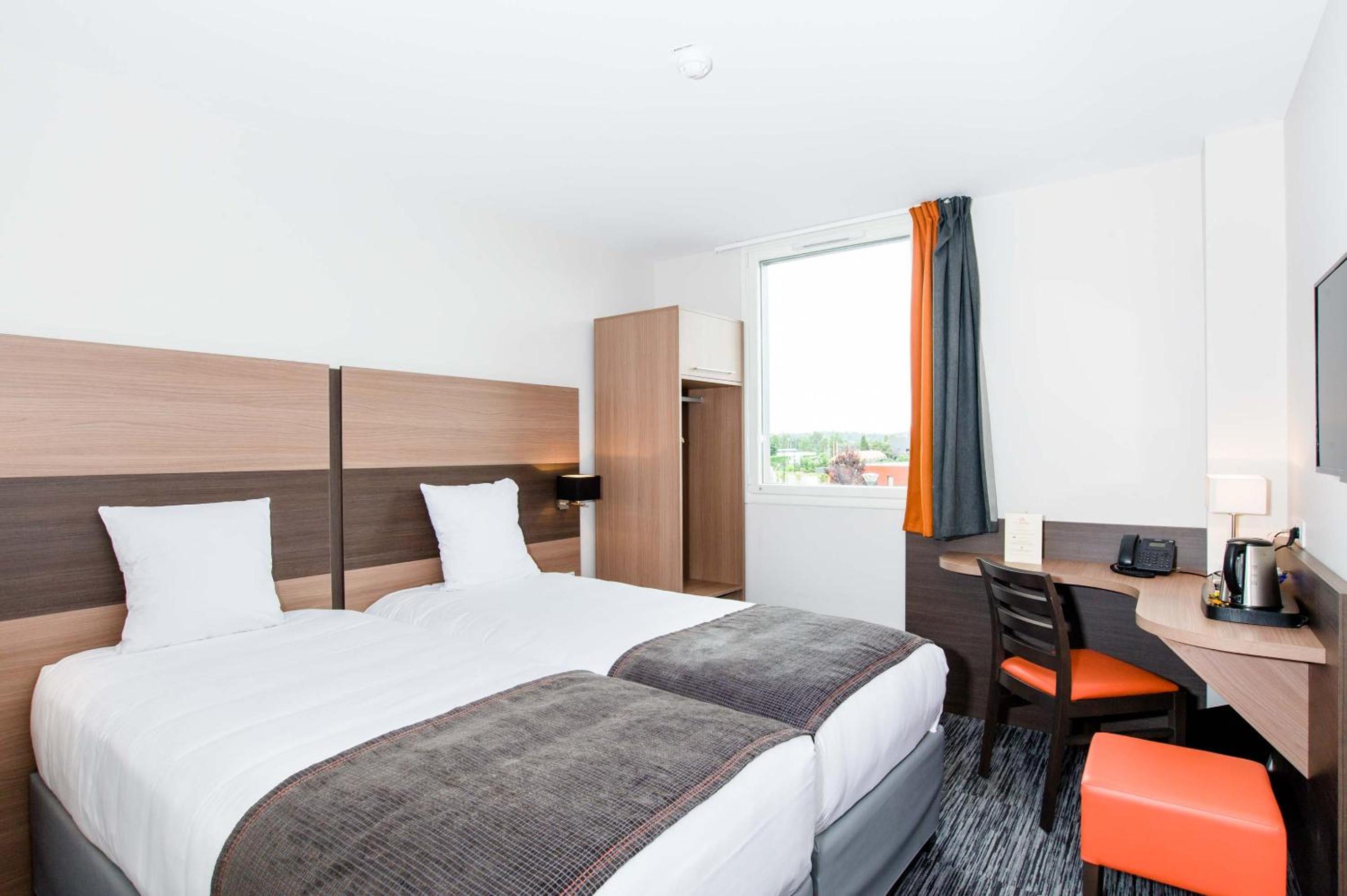 COMFORT, DOUBLE BED