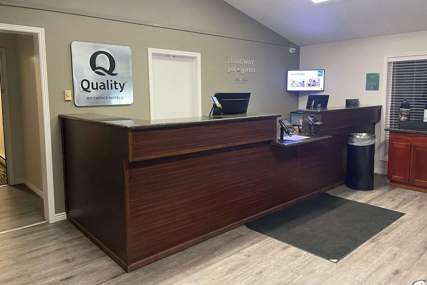 Quality Inn Ontario, OR 6/32