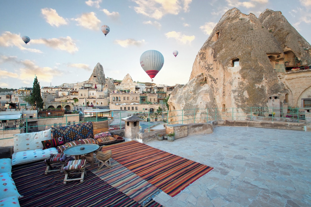 Terra Cave Hotel 43/50