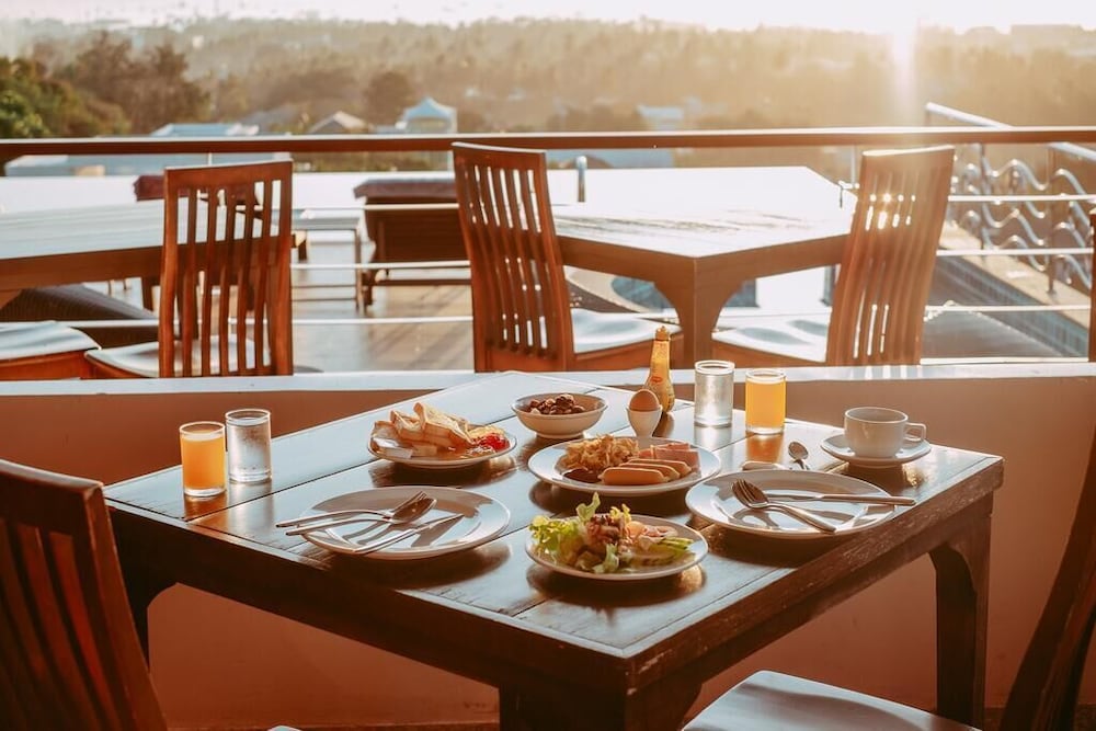 The View Rawada Phuket 40/56