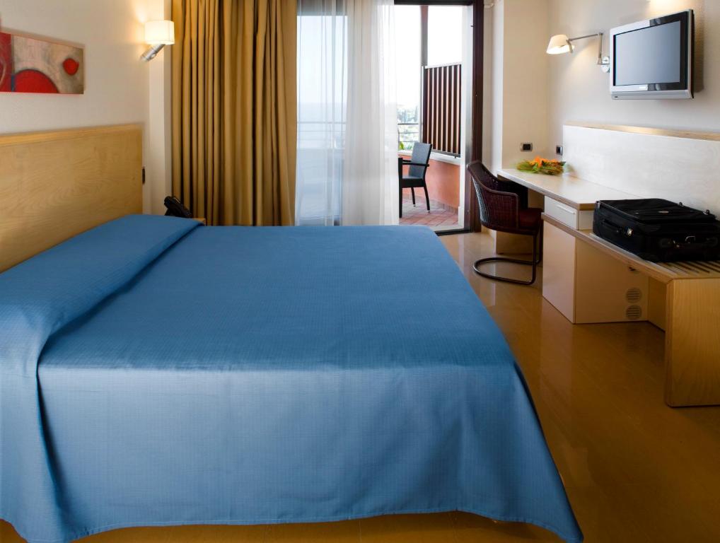 جناح جونيور بإطلالة على البحر، Panoramic Hotel Taormina 4/4