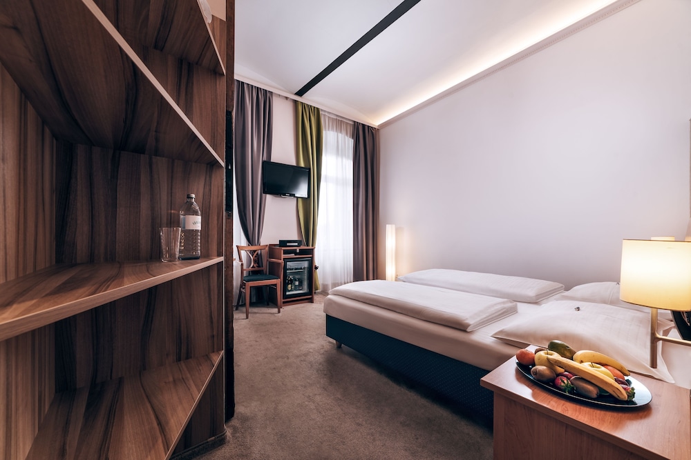 Boutique Hotel Donauwalzer 28/76