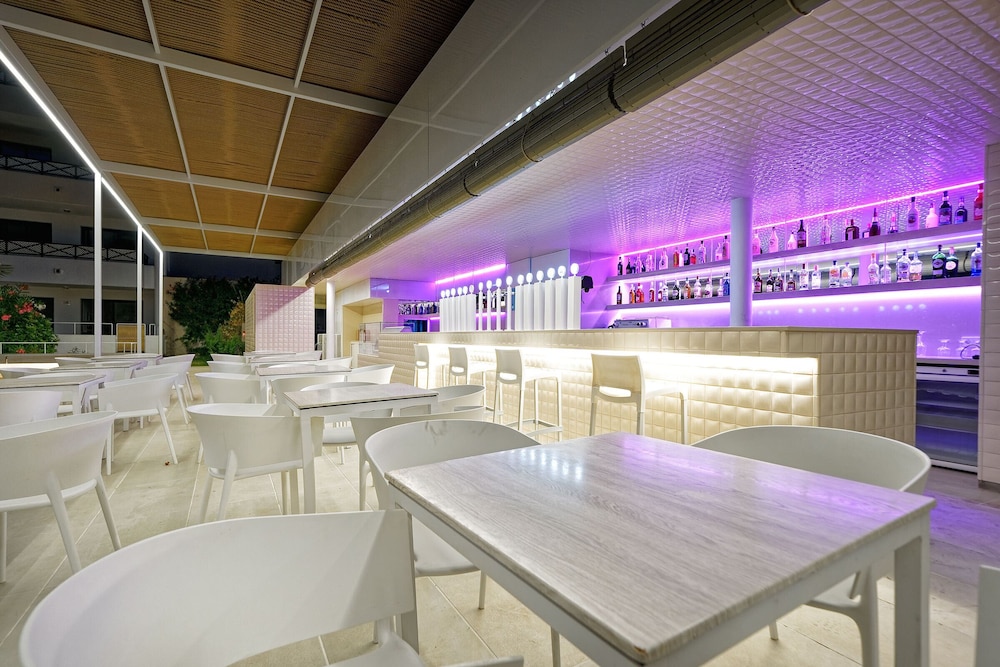 Aparthotel Parque La Paz 31/50