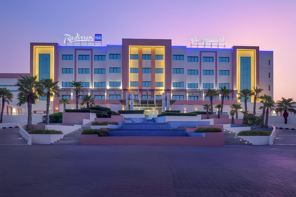RADISSON BLU HOTEL, SOHAR 3/72