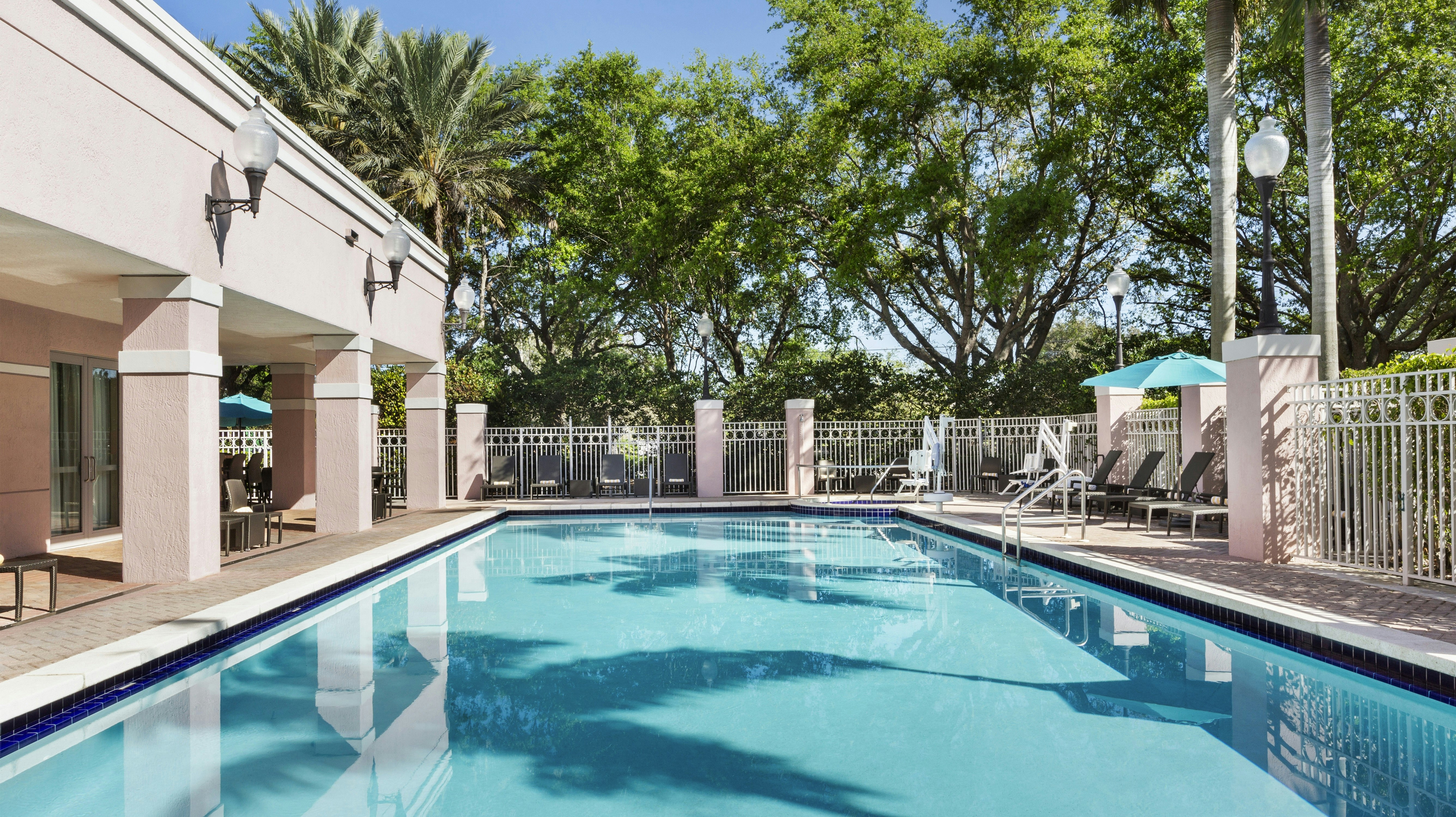 Doubletree By Hilton Sunrise Sawgrass Mills 11/26