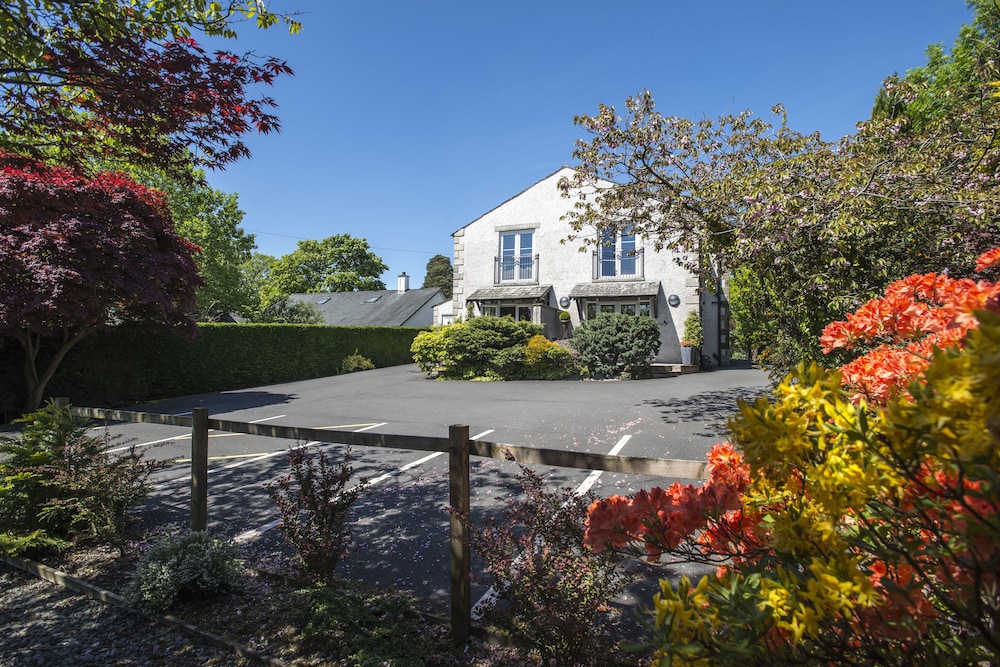 Windermere Suites 26/39