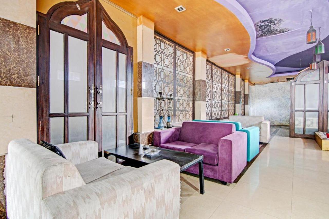 Hotel O near RSUD Arifin Achmad formerly Damon Butik Hotel 15/17