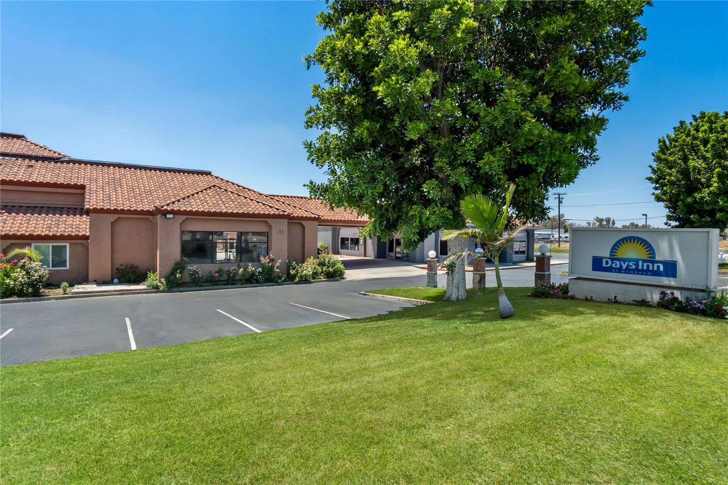 Days Inn by Wyndham Fontana / Rialto 28/34