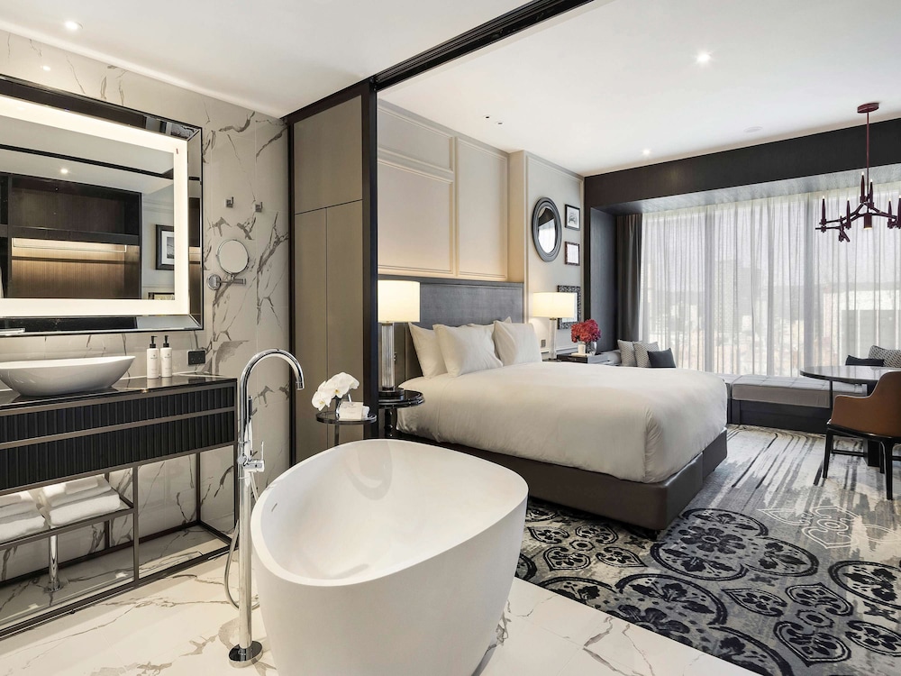 Sofitel Adelaide 18/73