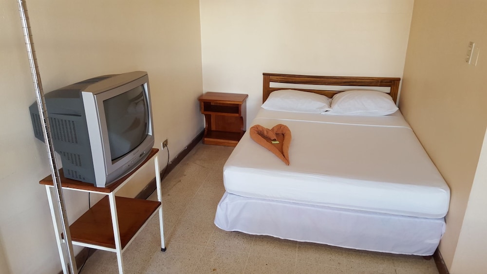 Hotel Primavera 9/22