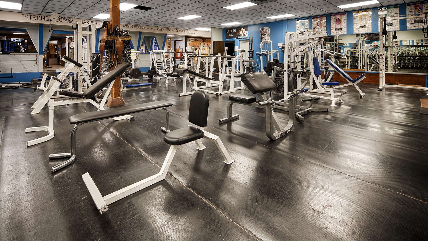 Best Western Plus Deer Park Hotel and Suites 2/9