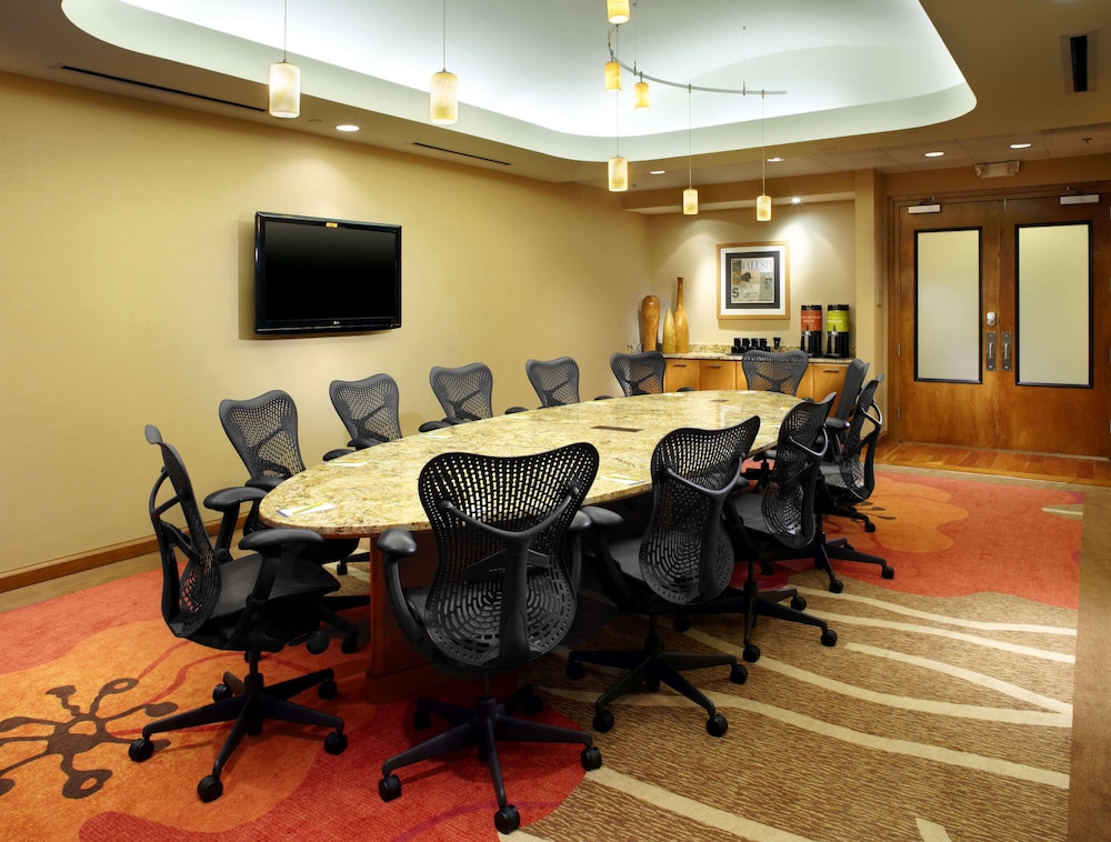 Hilton Garden Inn Dallas/Arlington 58/69