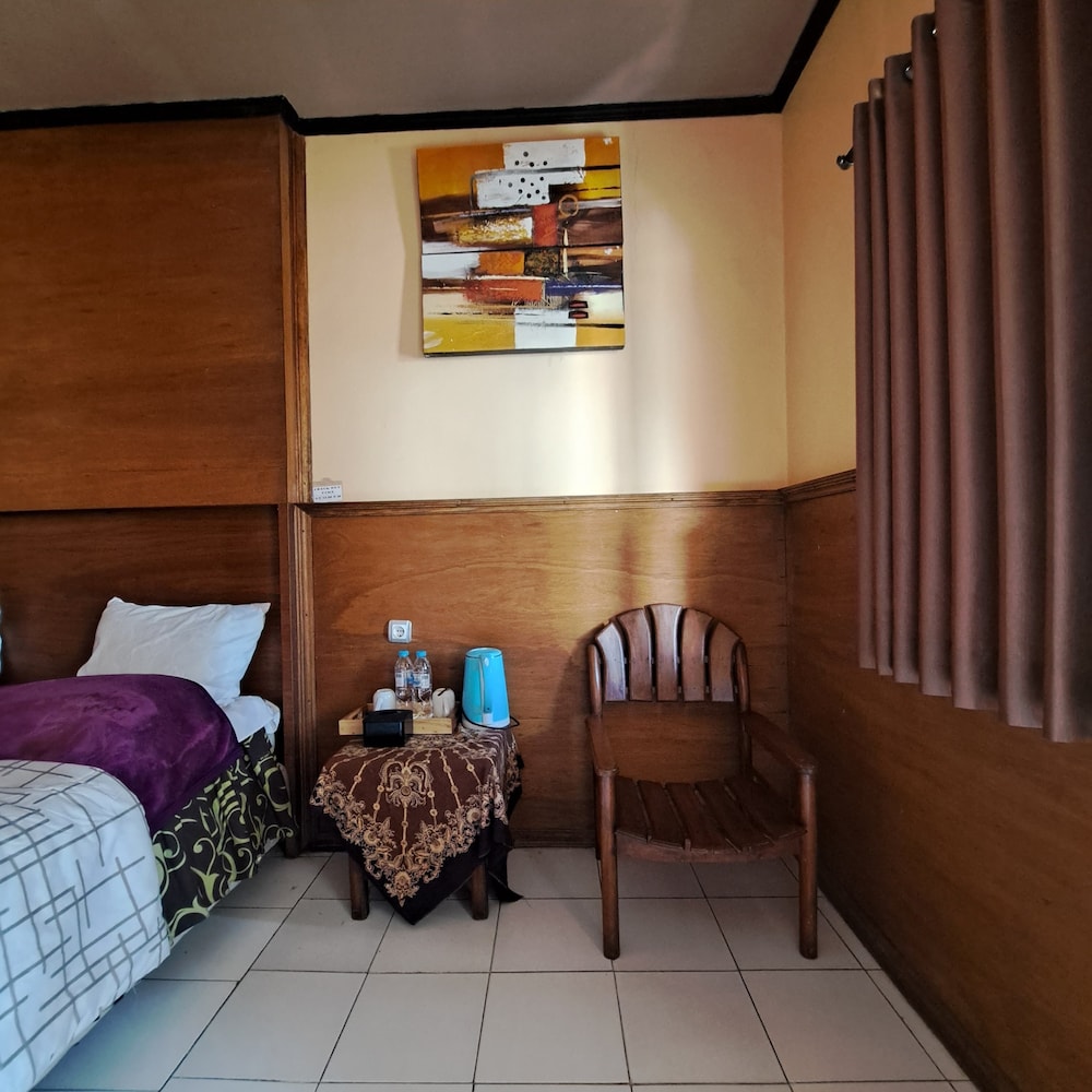 Cemara Indah Hotel 31/50