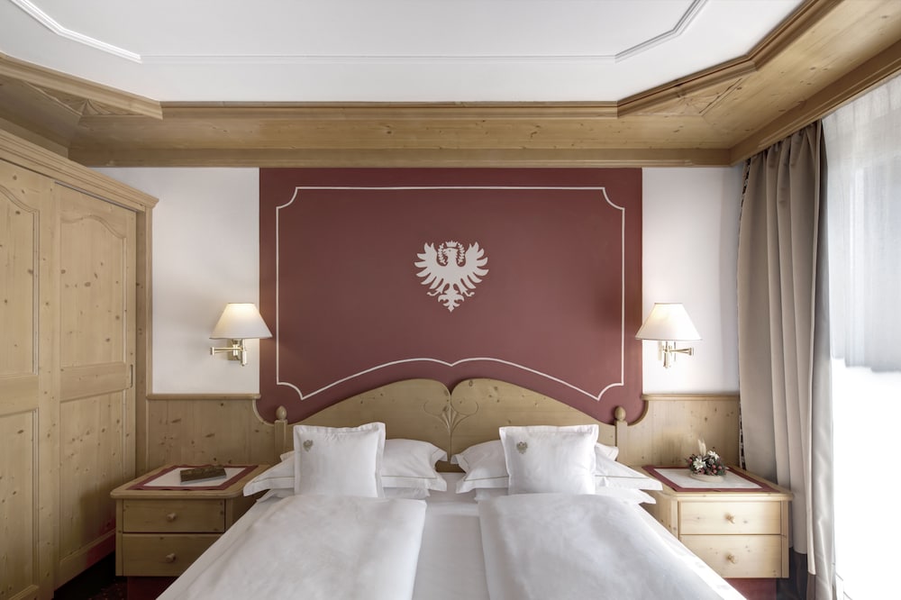 Hotel Tyrol 15/66