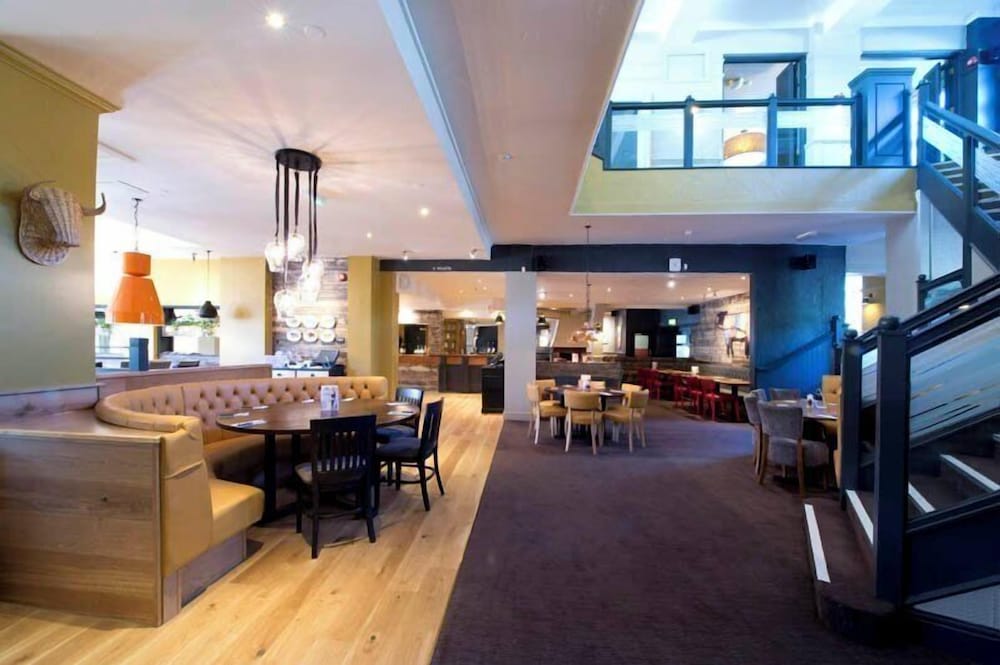 Premier Inn Manchester Heaton Park 27/43