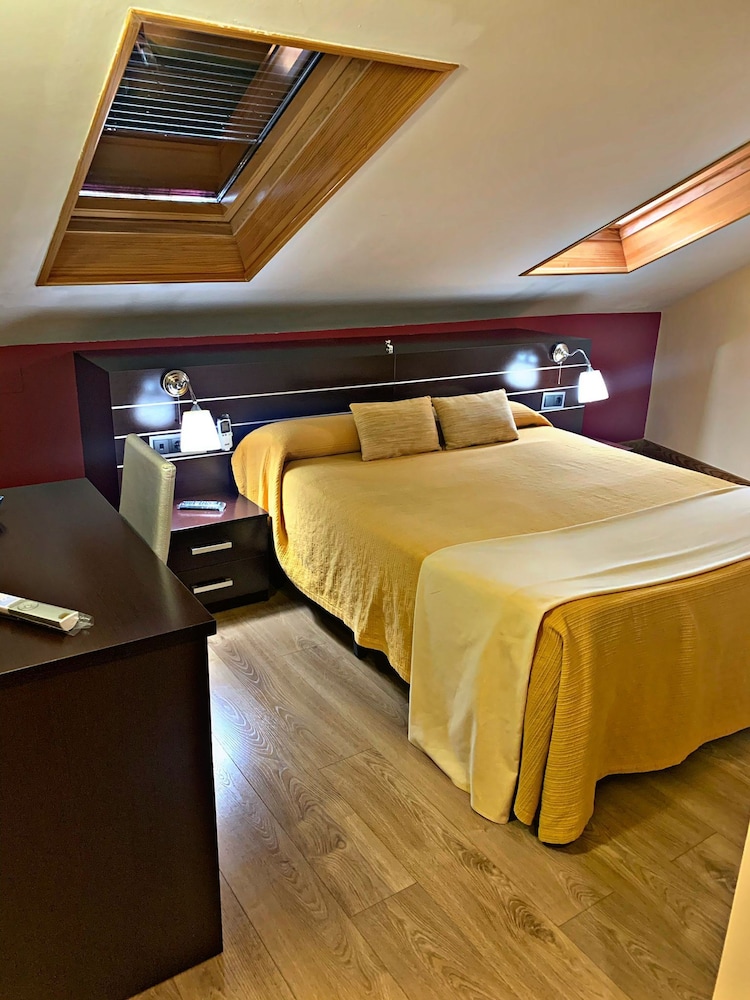 Hostal Doña Juana 9/20